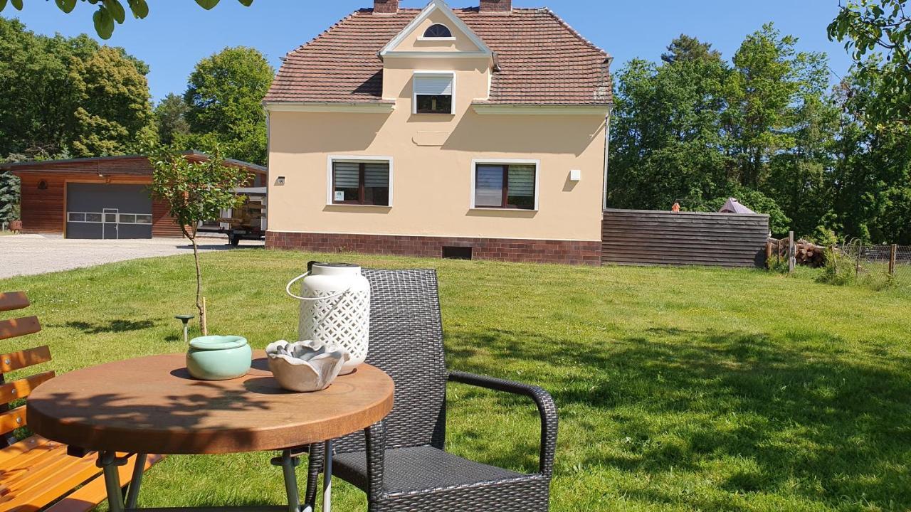 Ferienwohnung Am See Kromlau Exterior photo